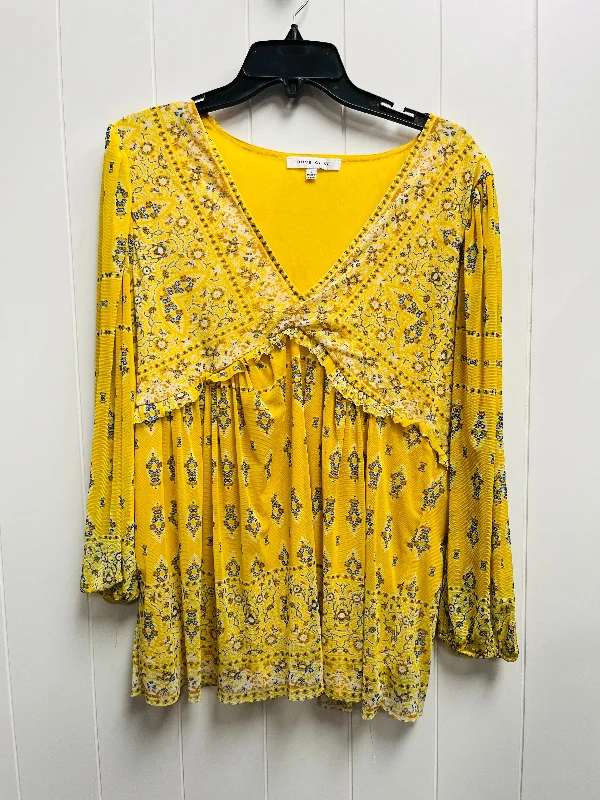 women's tops that offer a perfect blend of style, comfort, and affordabilityTop Long Sleeve By Rose And Olive In Yellow, Size: L