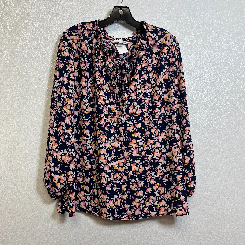 women's tops for those who want to stay cool and chic during warmer weatherTop Long Sleeve By Counterparts In Floral, Size: Xl