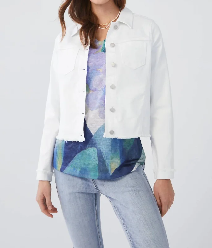 women's coats for those who want to make a fashion statementCrop Shirt Jacket In White