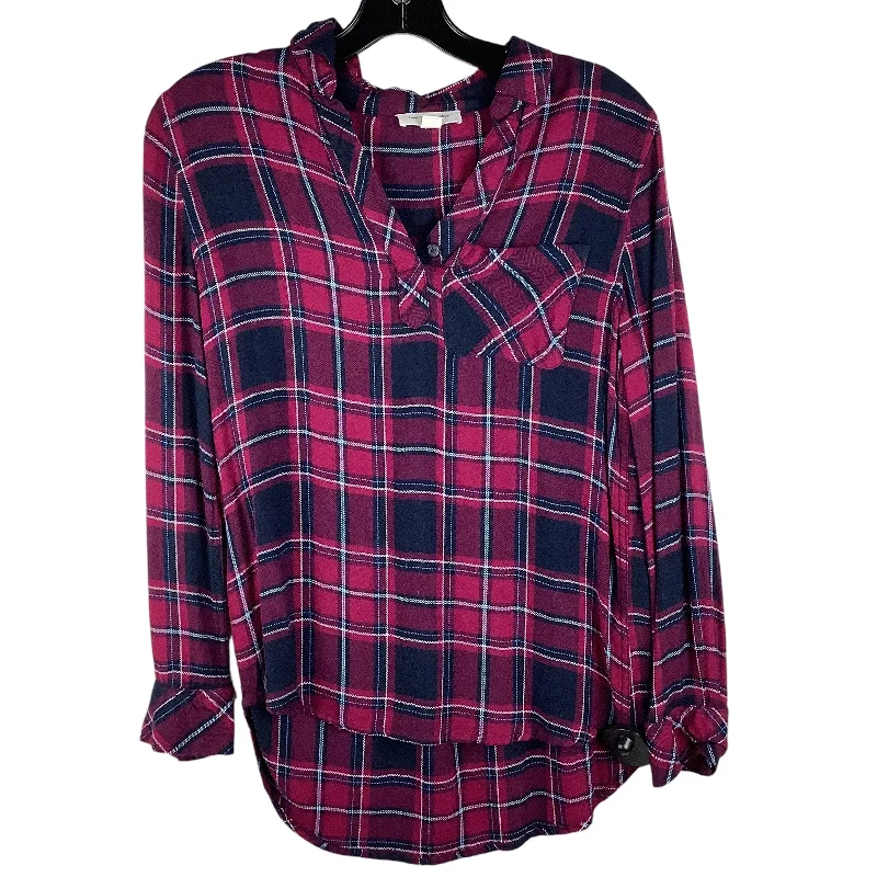 women's tops for cozy nights inTop Long Sleeve By Beachlunchlounge In Plaid, Size: S