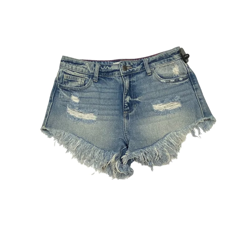 women's trendy shortsBlue Denim Shorts Clothes Mentor, Size S