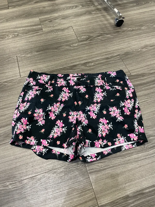 women's designer shortsFloral Print Shorts Torrid, Size 26