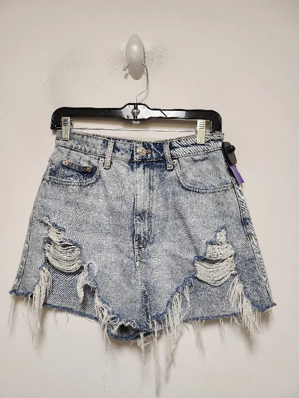 women's high-slung shortsBlue Denim Shorts Zara, Size 4