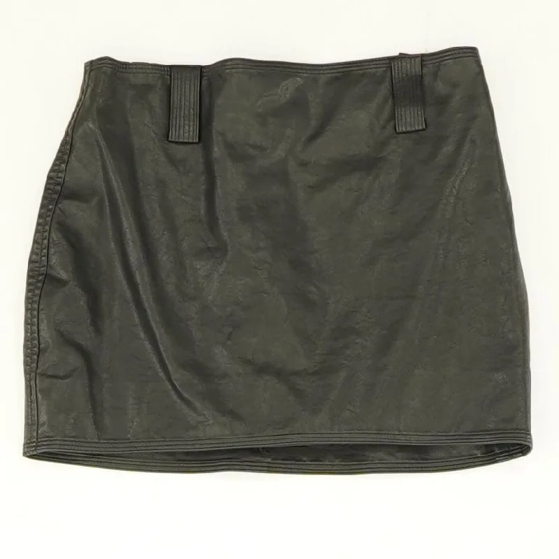 women's lightweight evening skirtsBlack Solid Mini Skirt