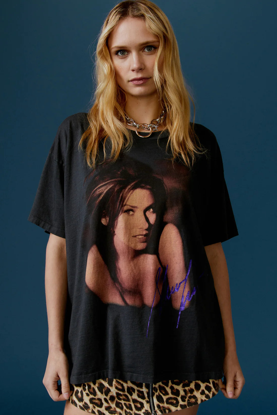 Plunging Neckline DressDaydreamer Shania Twain Graphic Tee