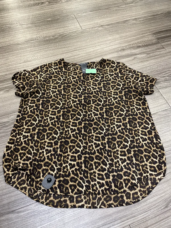 affordable women's topsTop Short Sleeve By Chelsea And Theodore In Animal Print, Size: 1x